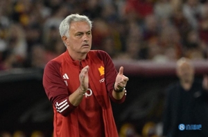 ra khỏi lớp là hơn một lần nữa! Mourinho bị sa thải lần thứ 6 trong sự nghiệp huấn luyện, Chelsea chỉ có 2 lần bị sa thải