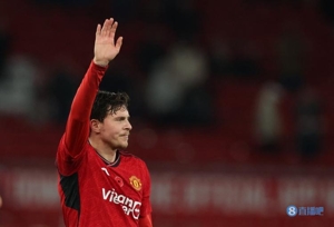 Truyền thông Anh: Nhiều CLB Serie A hỏi thăm tình hình chuyển nhượng Lindelof nhưng Manchester United từ chối