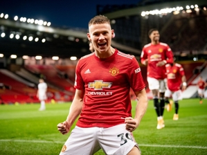 McTominay: Ten Hag rất nghiêm khắc về việc đúng giờ và trang phục đồng phục