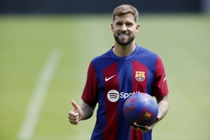 Mọi bài viết: Barcelona muốn đuổi Inigo Martinez đi vì sự lớn mạnh của Cuba Basi