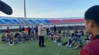 Presiden Madura United Pompa Semangat Pemain Jelang Laga Pembuka BRI Super League Kontra Persis Solo