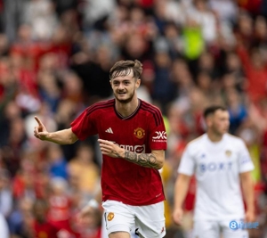 Manchester United: Manchester United xem xét cho mượn cầu thủ trẻ Dan Gore và Hugill vào tháng 1