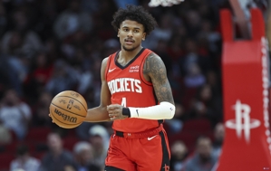 Người truyền thông: Tại sao cuối cùng Rockets lại giữ ông Holiday trên sân, đáng tiếc Jaylen Green đã chơi tốt.