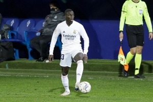 Aspen: Nếu Alphonso Davies gia nhập Real Madrid, Ferland Mendy nhiều khả năng sẽ ra đi