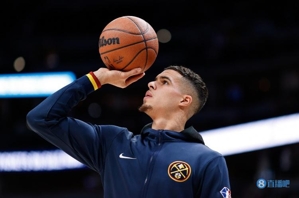 Jokic: Porter Jr. là một nhà lãnh đạo tuyệt vời. Anh ấy là mối đe dọa ba điểm và tôi rất vui khi thấy anh ấy hành động.