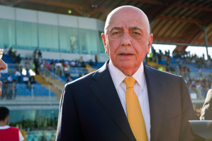 Galliani: Tôi biết Acerbi và tôi nghĩ anh ấy khó có thể phân biệt chủng tộc