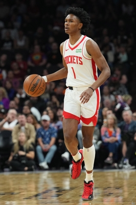 Thật là một vụ đánh cắp! Amen Thompson có 10 rebound và 7 pha tấn công, cùng 4 điểm và 6 kiến ​​​​tạo