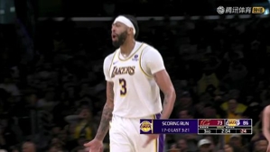 James ghi 24+12, Big Eyebrow 22+13, Russell ghi 28 điểm, Lakers đánh bại Cavaliers và thắng 4 trận liên tiếp